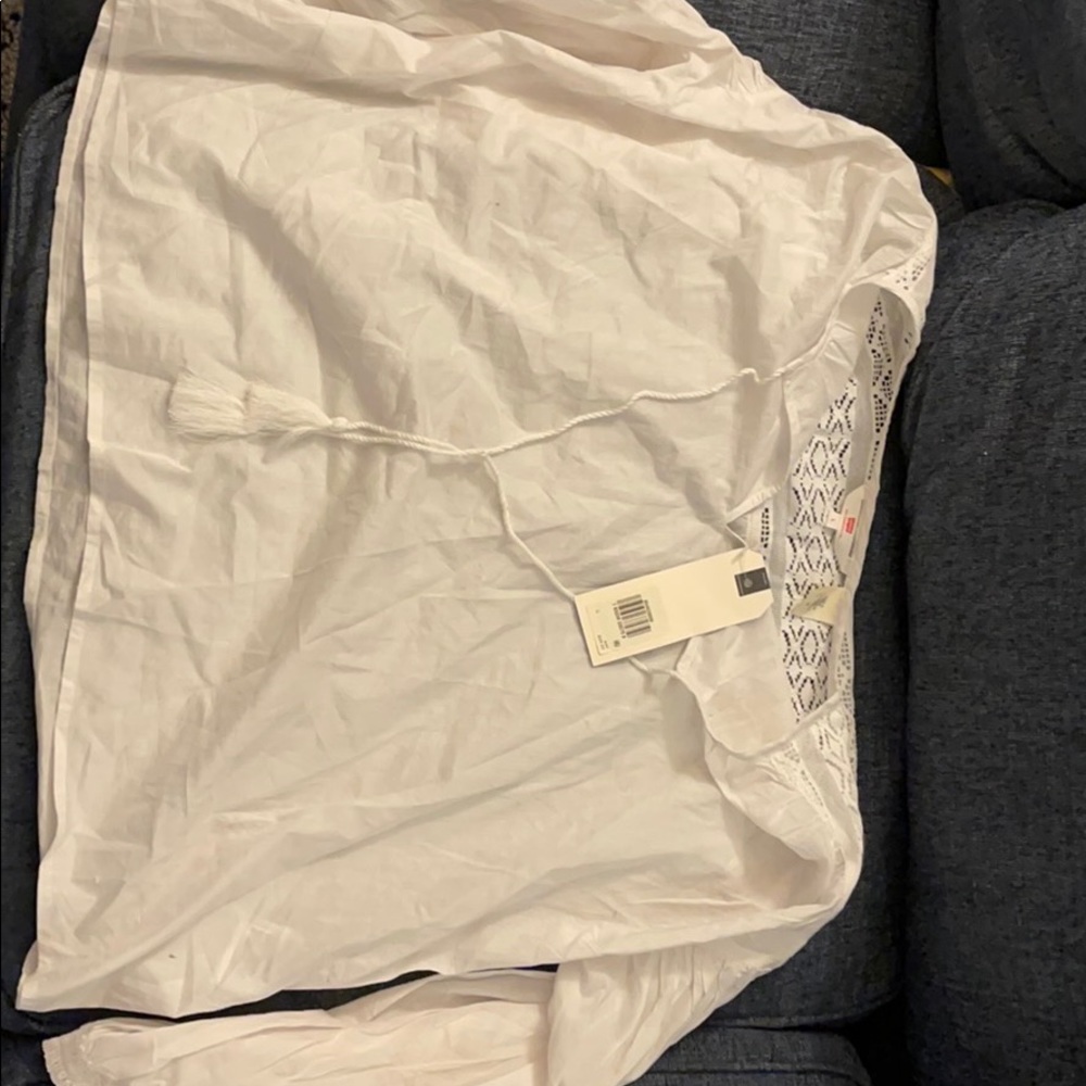 Levi’s White Flowy Blouse
